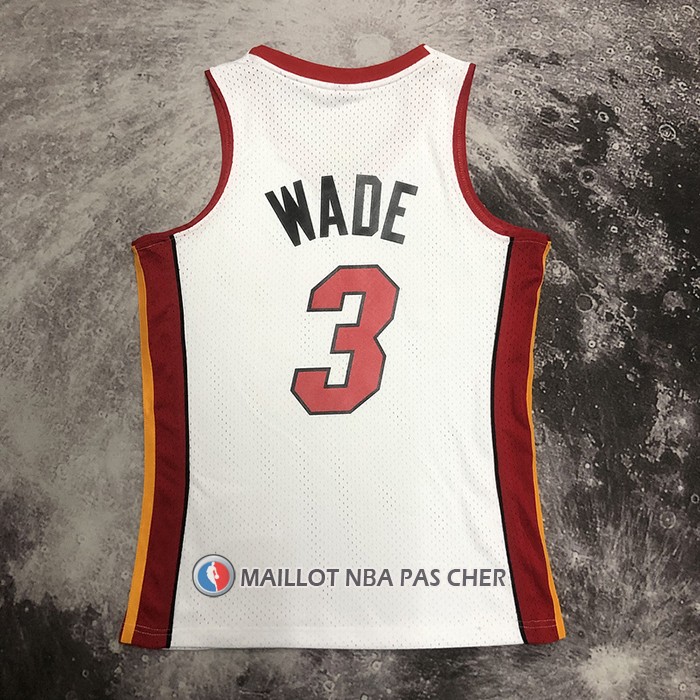 Maillot Miami Heat Dwyane Wade NO 3 Mitchell & Ness 2005-06 Blanc